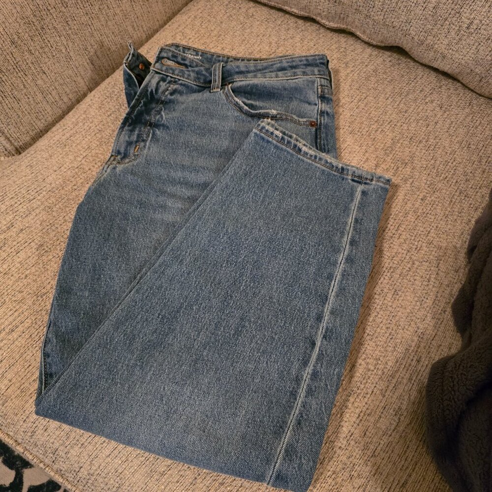 Old Navy Light Wash OG Straight Leg Denim, sz 14 P